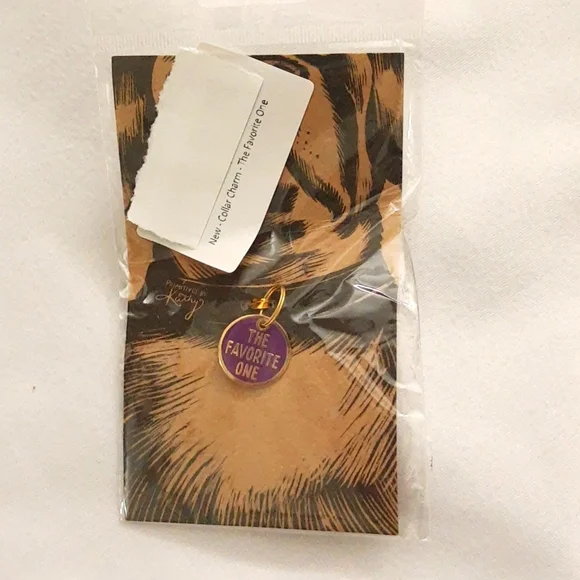 Pet Collar Charm for Dog/Cat -The Favorite One, Metal Enamel SMALL .75" Diameter - Picture 3 of 10